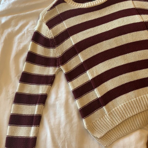 Forever 21 Sweaters - Forever 21 knit long sleeve striped sweater maroon